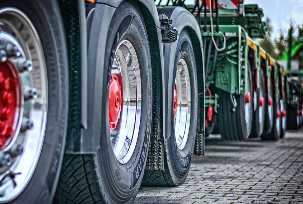 How Real-Time Load Visibility Reduces Delays and Improves Freight Efficiency